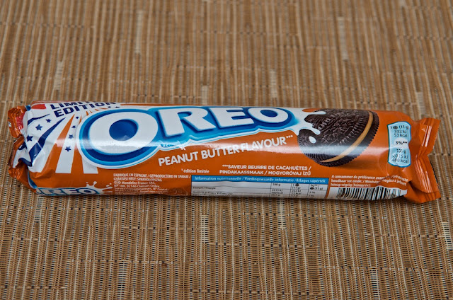 Oreo Peanut Butter Flavour - Limited Edition Oreo - Oreo - Food USA - Biscuit