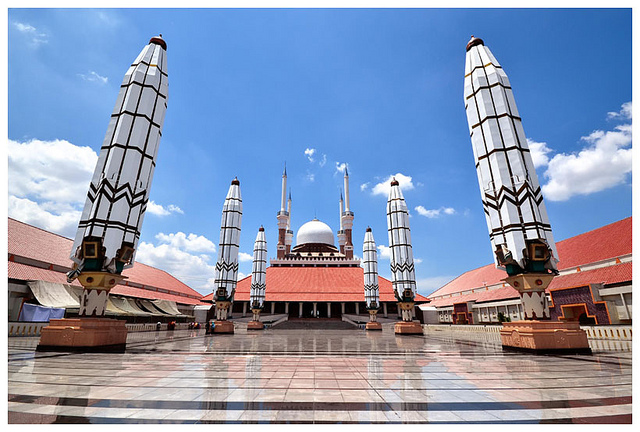 Megahnya Masjid Agung Jawa Tengah