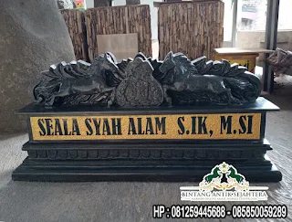 Papan Nama Granit