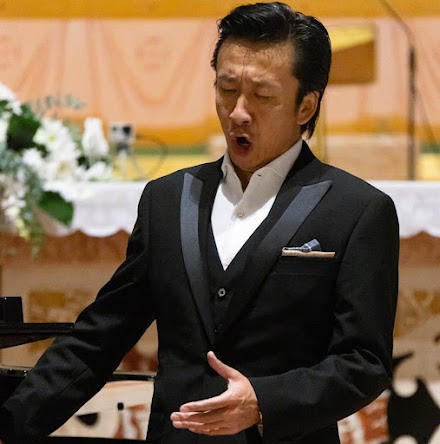 Una voce che supera i confini: Wang Huandong, il Baritono che unisce Oriente e Occidente