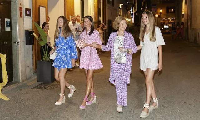 Queen Letizia, Princess Leonor and Infanta Sofia in Zara. Clooui Saladeta espadrille, Mint & Rose shoes, Macarena Java34 wedges