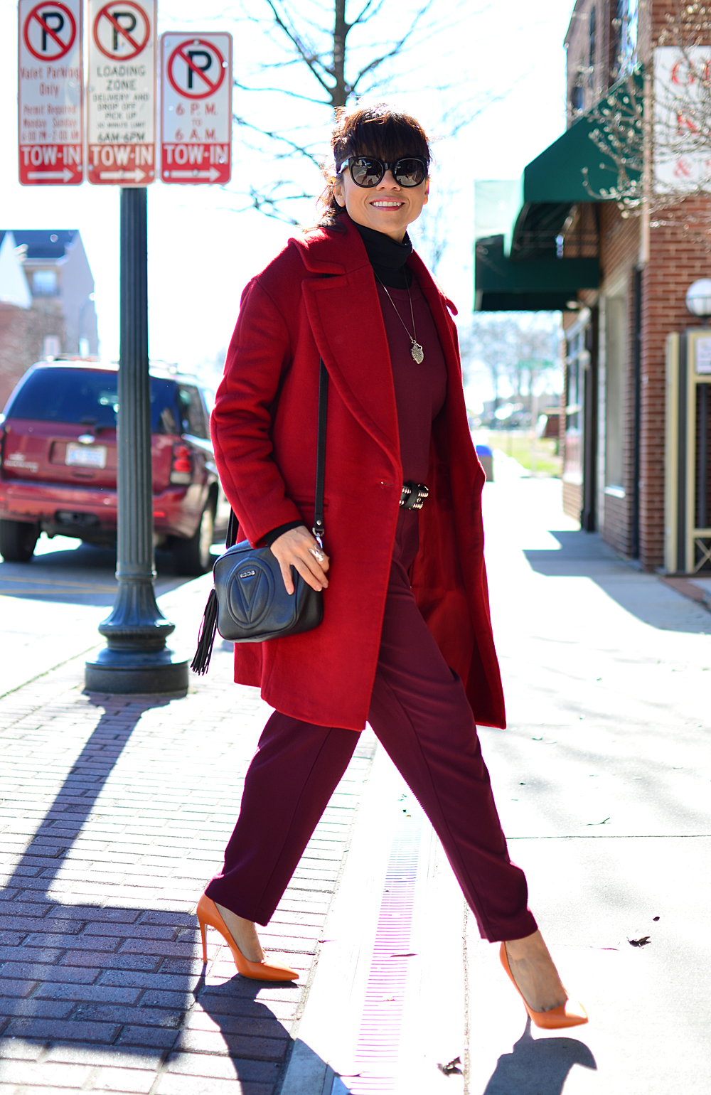 Red jumpsuit street style 