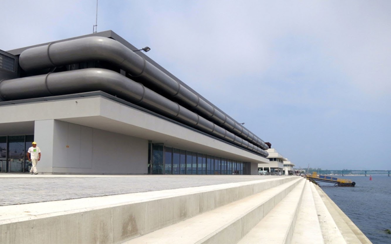 Viana do Castelo, Portogallo: Cultural Centre of Viana Do Castelo by Eduardo Souto De Moura