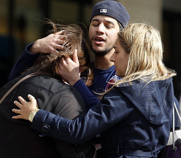 Boston Marathon bombing: suspect captured