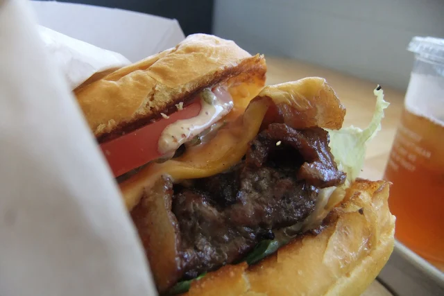 gott's-road-side-burger-side　ゴットズロードサイドチーズバーガー