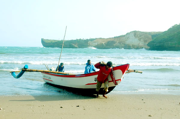 pantai-baron-gunung-kidul