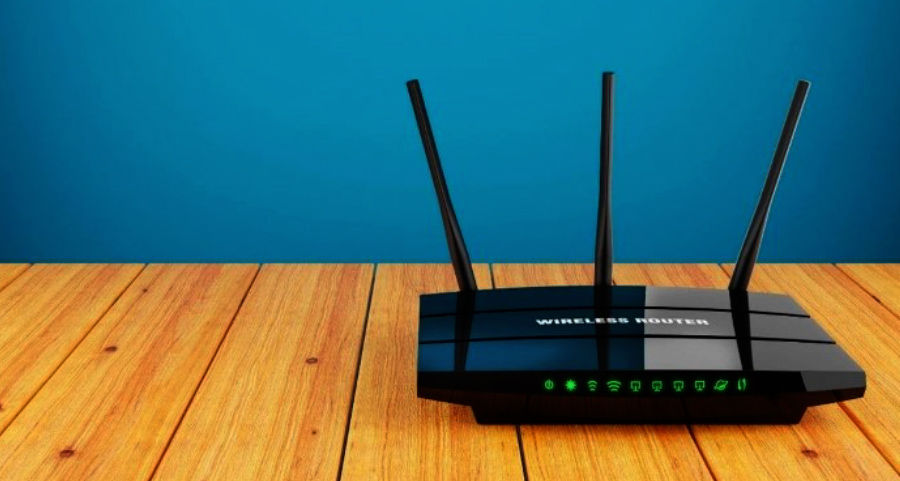 What Is The Difference Between a Modem And a Router?