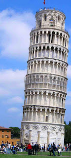 Italia. Italy. Italie. Toscana. Tuscany. Toscane. Pisa. Pise. Campanario. Torre inclinada