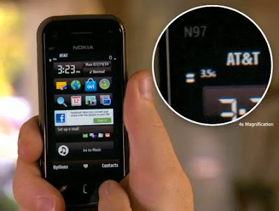 Apple Shows Nokia N97 Mini Loses Signal if  Holded it in Awkward Way