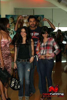 John Abraham and pakhi Promotes Jhootha Hi Sahi