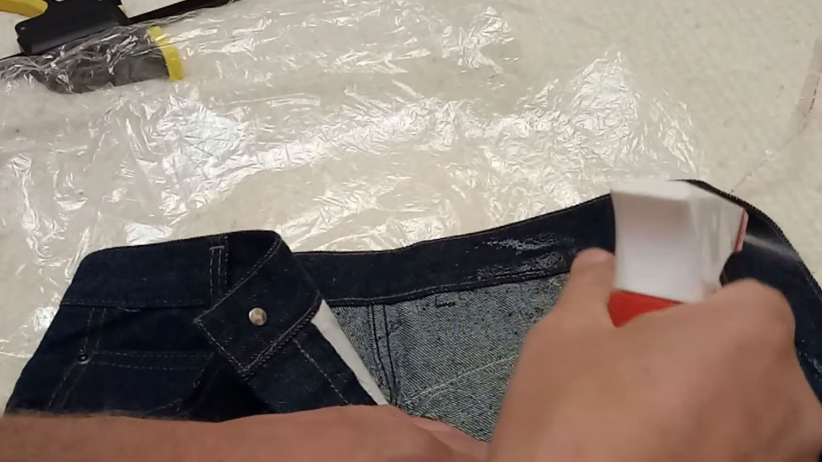 Как растянуть пояс на джинсах