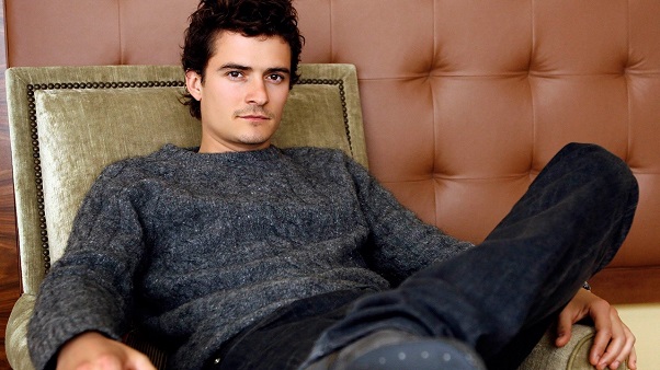 Download Orlando Bloom - Celebrity Wallpaper