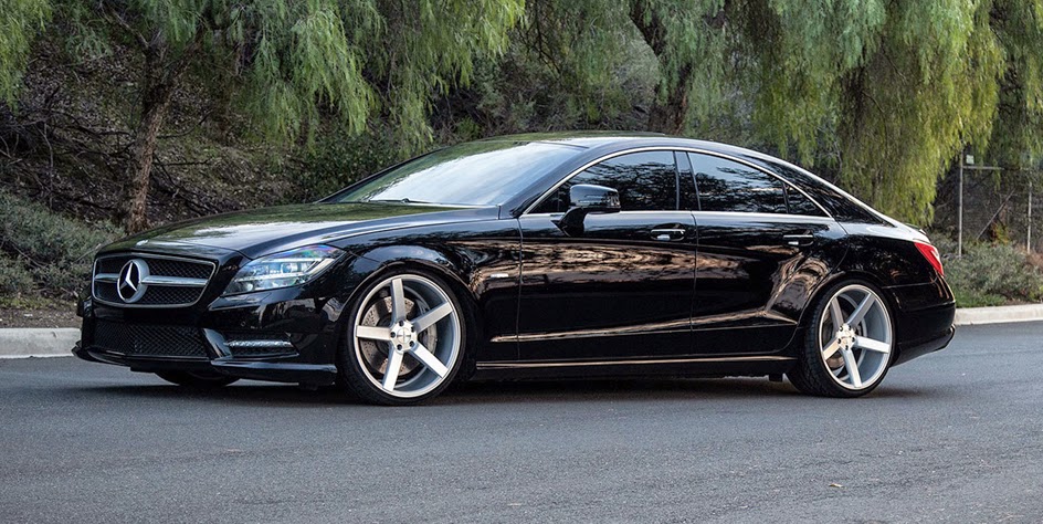 Such an elegant look, stylish wooden interior , 20 inch tires