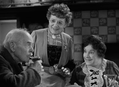 Arsenic And Old Lace 1944 Movie Image 1