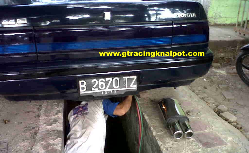 MODIFIKASI KNALPOT RACING: Knalpot racing corona