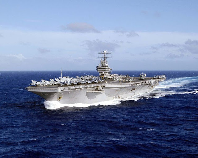 USS Abraham Lincoln (CVN-72) 03