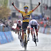 Van Aert gana cuarta etapa del Tour de Francia y se consolida como líder