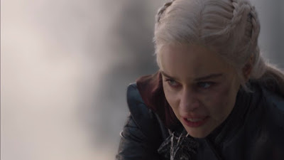 Daenerys de Juego de Tronos quemando Desembarco del Rey