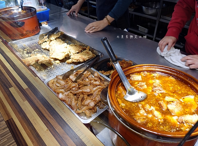 7 蔡家排骨飯 林口美食 桃園龜山美食 桃園機場捷運線美食 林口長庚美食