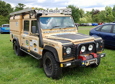 Land Rover Defender 110