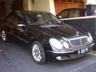 mercedez benz e200