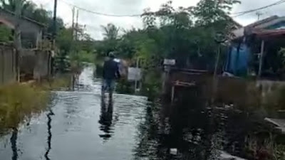 Hampir Sepekan Banjir di Kelurahan Siantan Hulu Belum Juga Surut