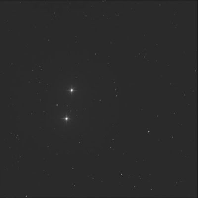 multi-star system epsilon Lyr in luminance