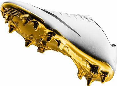 Botines Nike Mercurial Vapor IX CR7 con suela de oro, Cristiano Ronaldo balón de oro