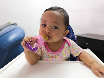 Panduan lengkap untuk makanan pertama bayi 6 bulan, checklist makanan pejal pertama bayi, persediaan makan bayi 6 bulan, persediaan makanan pertama bayi, persediaan untuk solid food baby, cara memulakan makanan bagi bayi 6 bulan, makanan pertama bayi, persdiaan first solid food, persediaan peralatan makanan bayi 6 bulan, peralatan penyediaan makanan bayi, resepi makanan bayi 6 bulan, makanan pertama bayi menurut islam, sukatan makanan bayi 6 bulan, cara penyediaan makanan bayi 6 bulan, jadual makanan bayi 6 bulan, makanan pertama bayi kkm, resepi bubur kosong bayi 6 bulan, solid food baby 6 bulan, resepi solid food baby 6 bulan, solid food untuk bayi 6 bulan, senarai keperluan peralatan untuk makanan pertama bayi 6 bulan, persediaan untuk baby 6 bulan yang dah boleh makan, feeding set for baby, fruit feeder for baby, puting buah untuk baby makan