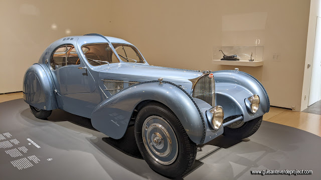 Bugatti Type 575C Atlantic  - Motion, Museo Guggenheim Bilbao, por El Guisante Verde Project