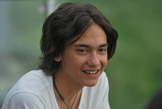 Biodata Adipati Dolken