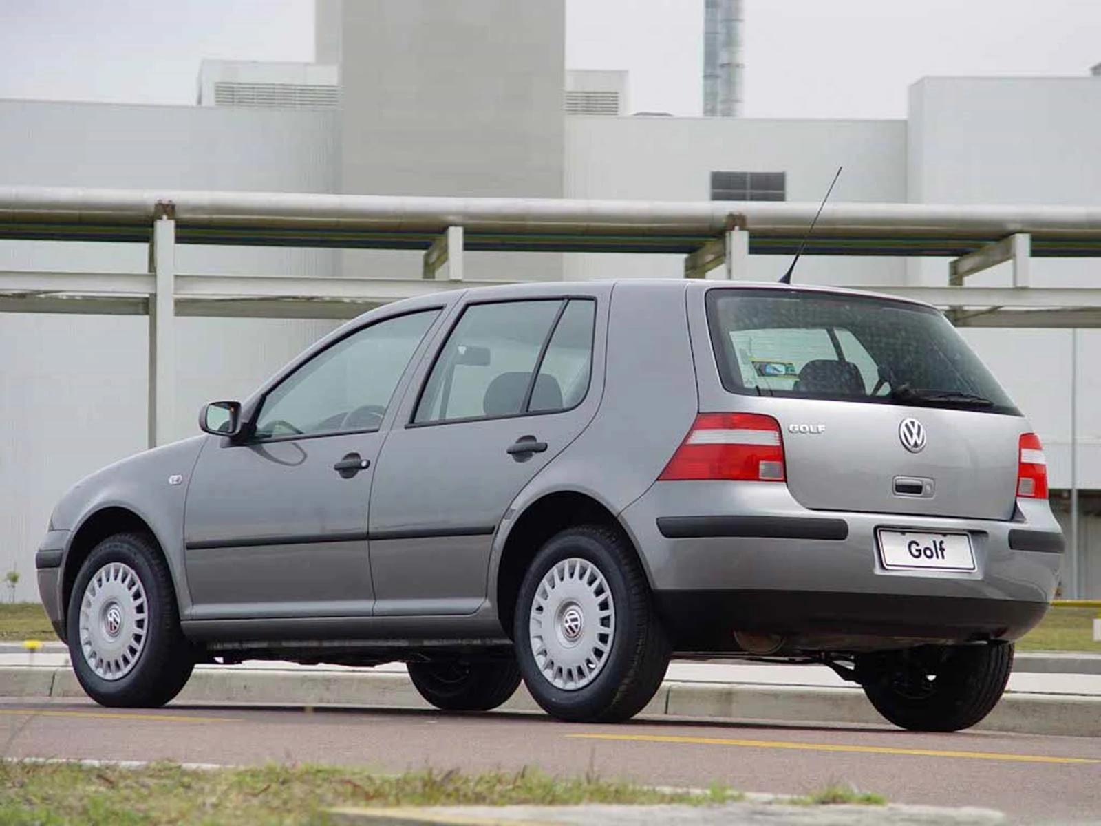 Volkswagen Golf 2004