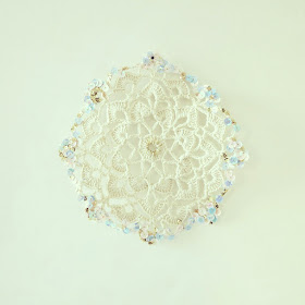 ByHaafner, crochet, doily, Japanese crochet pattern, offwhite, pastel and gold sequins