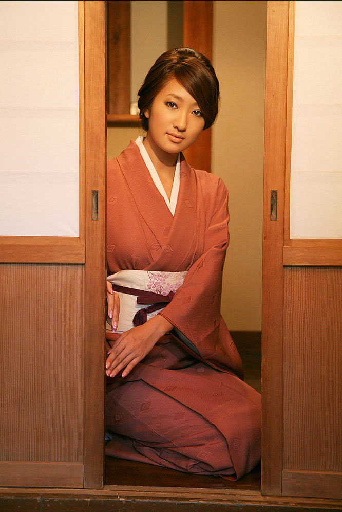 sayaka ando sexy kimono pics 02