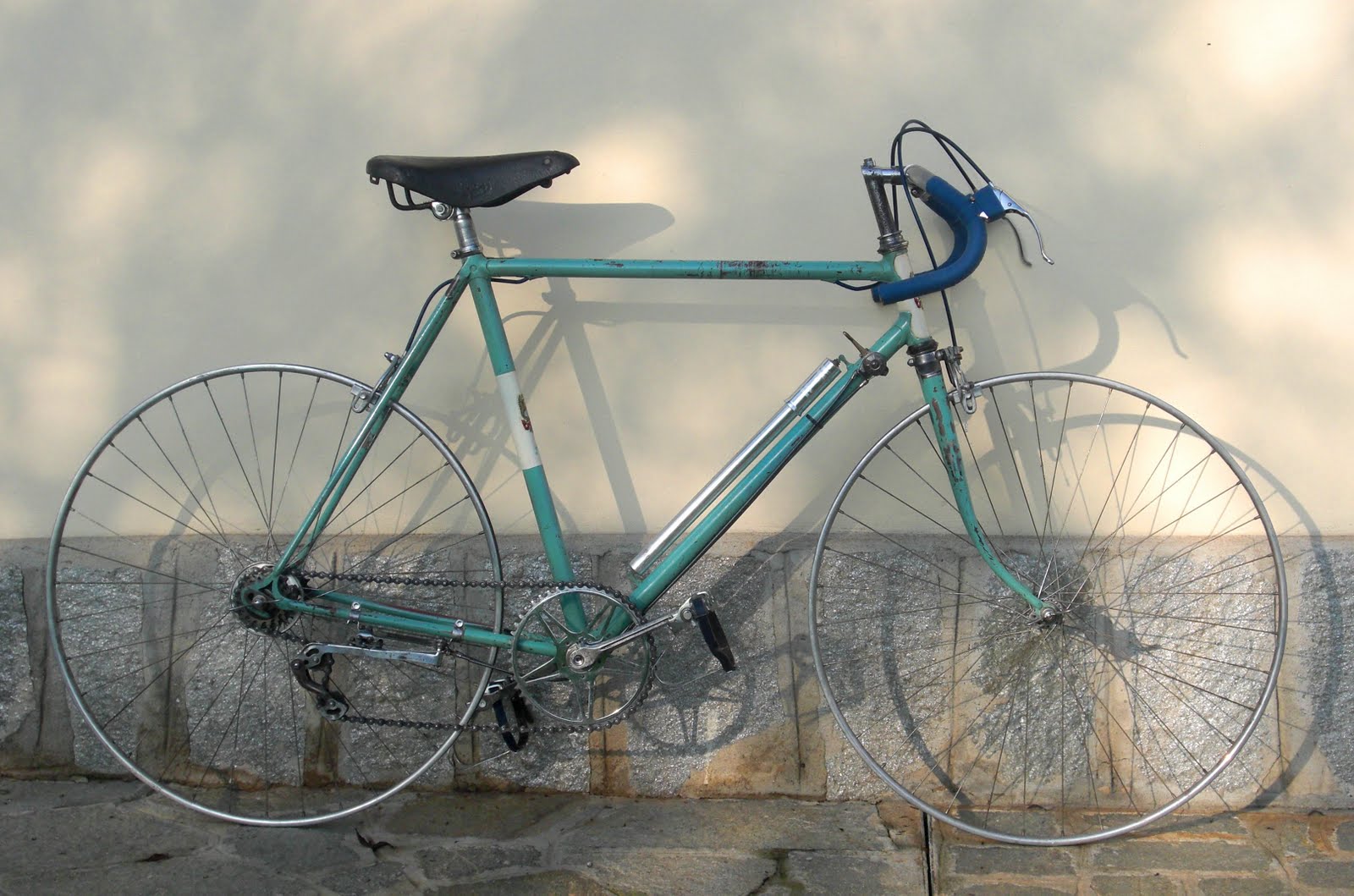 bicicletta epoca da corsa artigiano marca guglielmo a messina fotografia