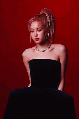 ROSÉ 𓆩♡𓆪 ELLE KOREA