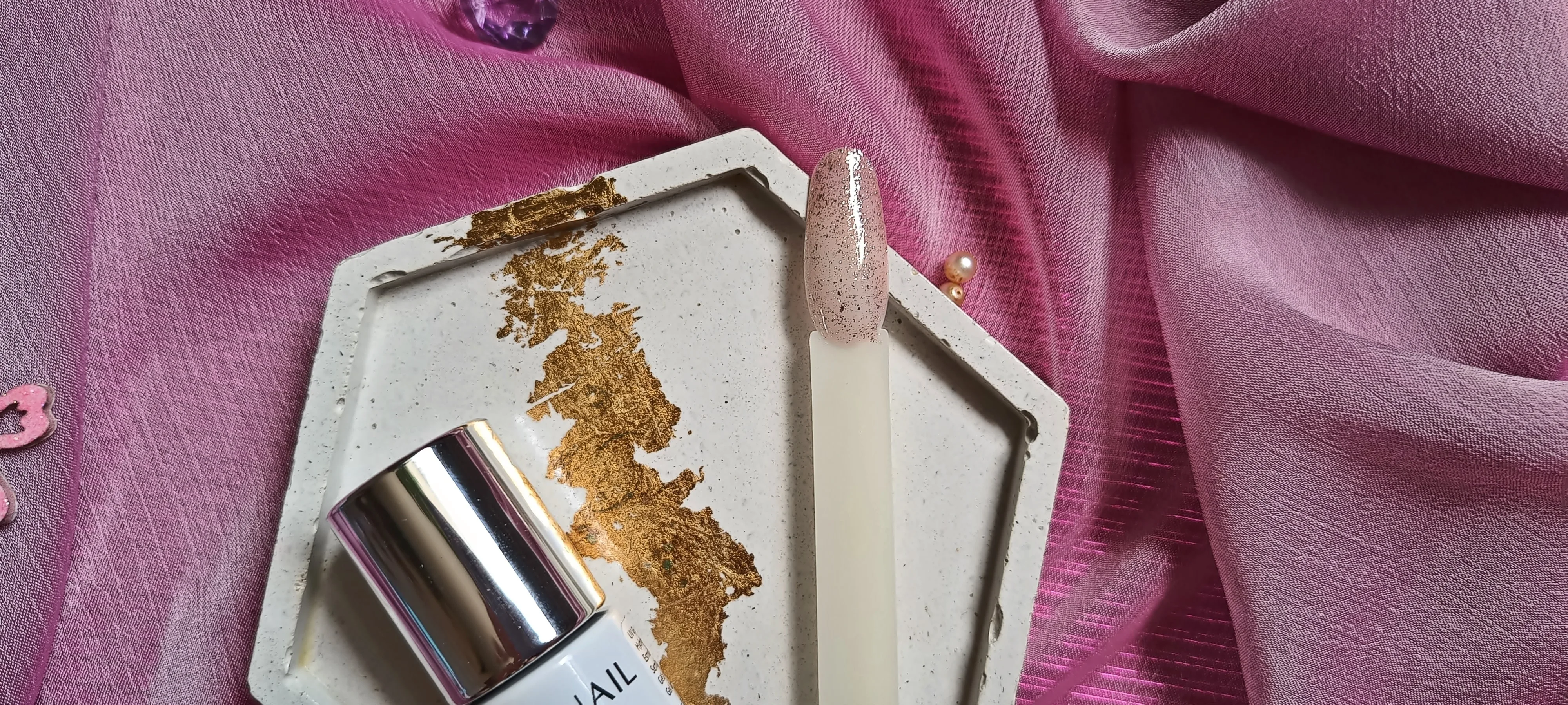 neonail glitter effect base peach twinkle swatche