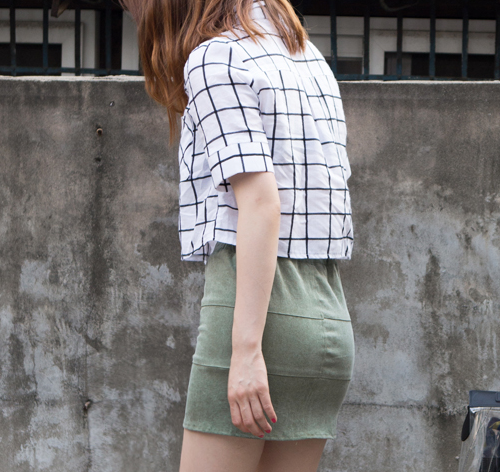  Graph Check Cropped Shirt