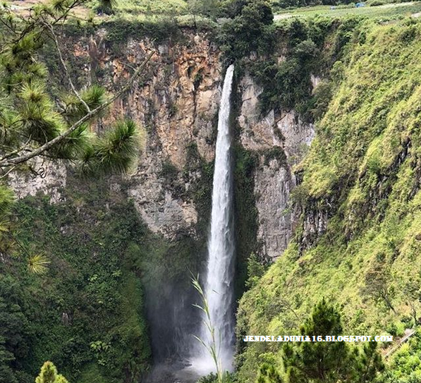 [http://FindWisata.blogspot.com] Pesona Keindahan Air Terjun Sipiso-Piso