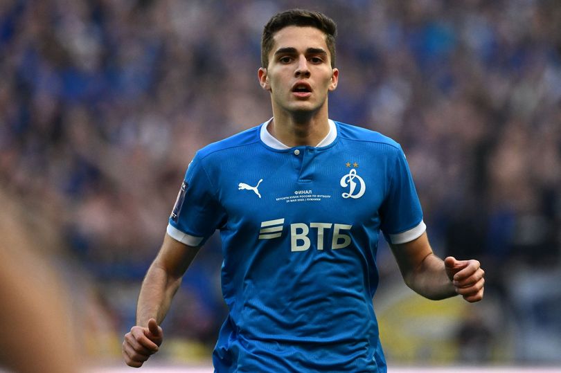 Arsen Zakharyan has been linked with a move to Chelsea this week and there's speculation that the teenage sensation has just bid farewell to Dinamo Moscow.