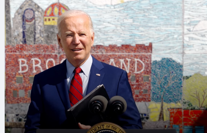 11 settembre: Joe Biden, Obama e Clinton a Ground Zero