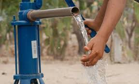 Resultado de imagem para Sistemas de abastecimento devem fornecer água a 20 mil pessoas em PE