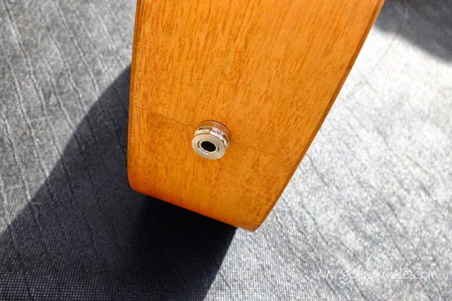 Pono MB-e Baritone ukulele jack socket