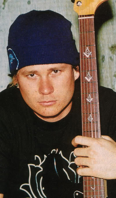 Tom DeLonge adalah seorang Freemason 