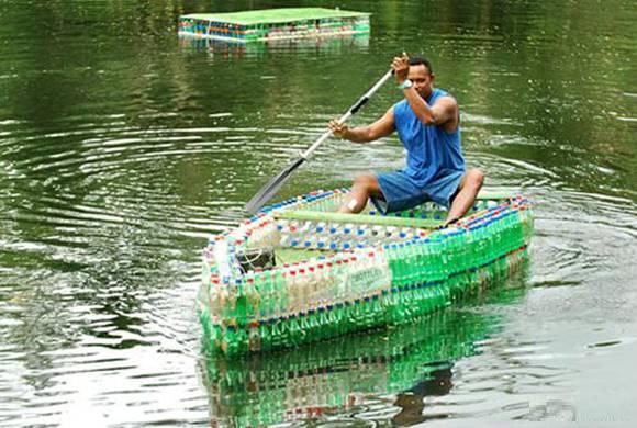 Housefullhub: Boat and Christmas Tree made of Plastic Bottles.