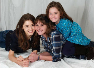 Natalia Dyer with Her Sisters