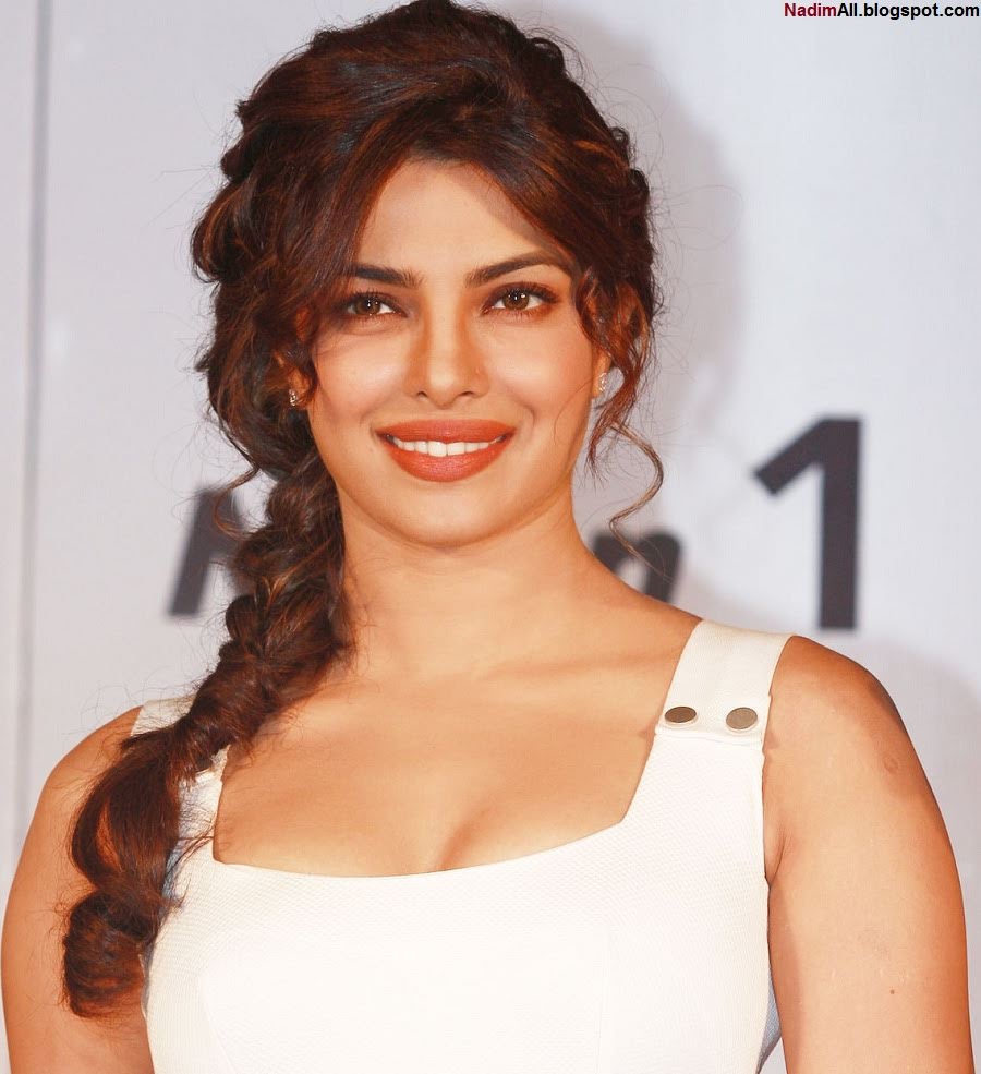 priyanka-chopra-hot-2012