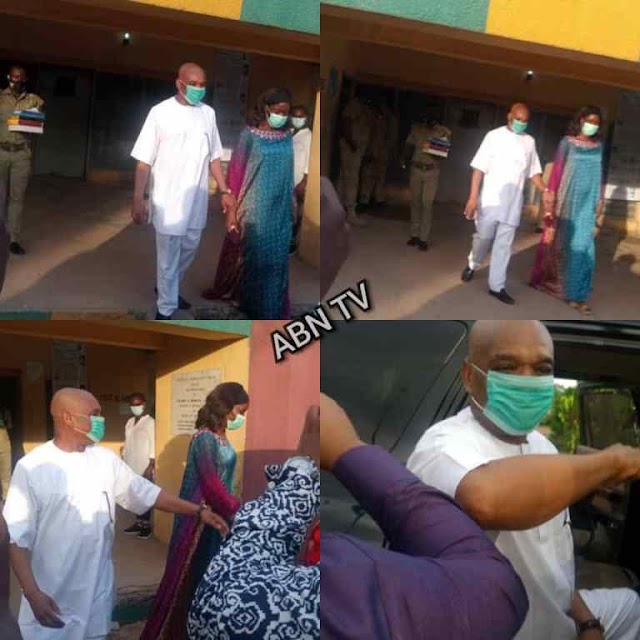 Photonews: Orji Uzor Kalu Steps out from Kuje Prison