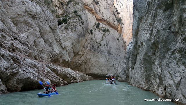 Mont rebei espai d'oci, kayacs