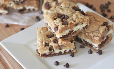 Chocolate Chip Cheesecake Cookie Bars